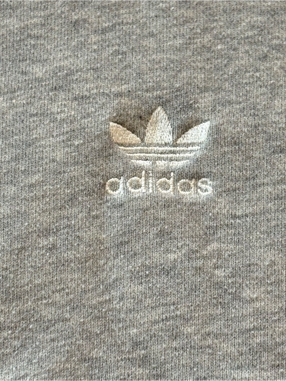 Adidas Cropped Gray Trefoil Sweatshirt – Women’s Small